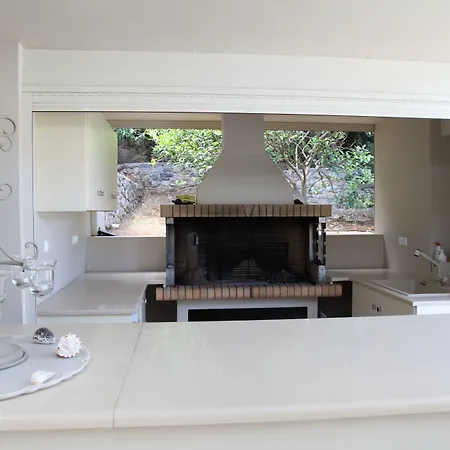 Villa The Marble Drosia (Central Greece)